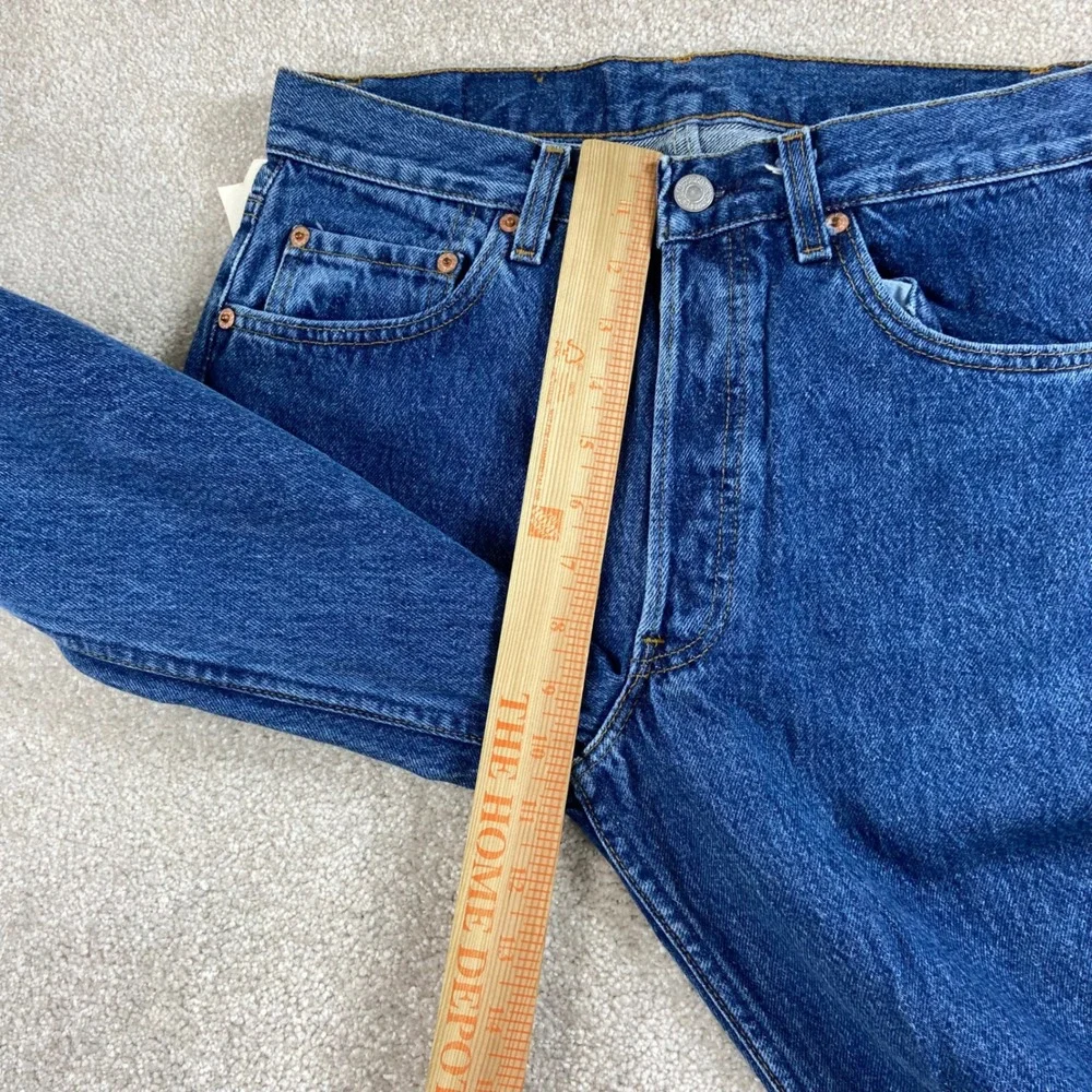 Vintage 1989 Levis 501 Jeans Mens 30x34 Stonewashed Button Fly Made in USA